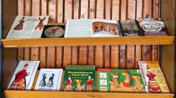 Три цвета чуда: филимоновская игрушка.