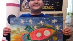 🚀 В Жемчужниковской библиотеке прошла творческая выставка детского рисунка 